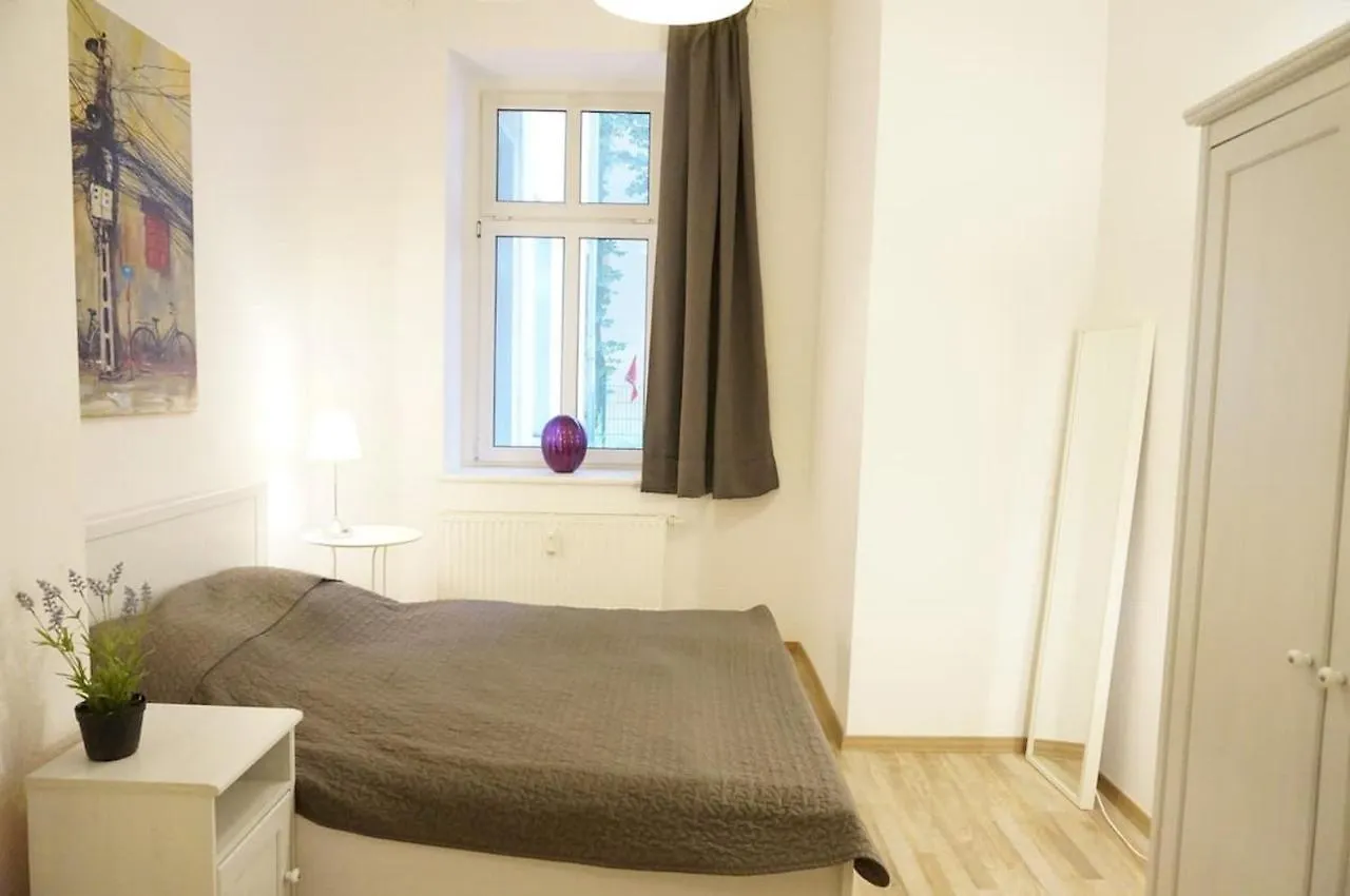 ברלין Central 2 Bedroom Flat For Families & Calm Guests