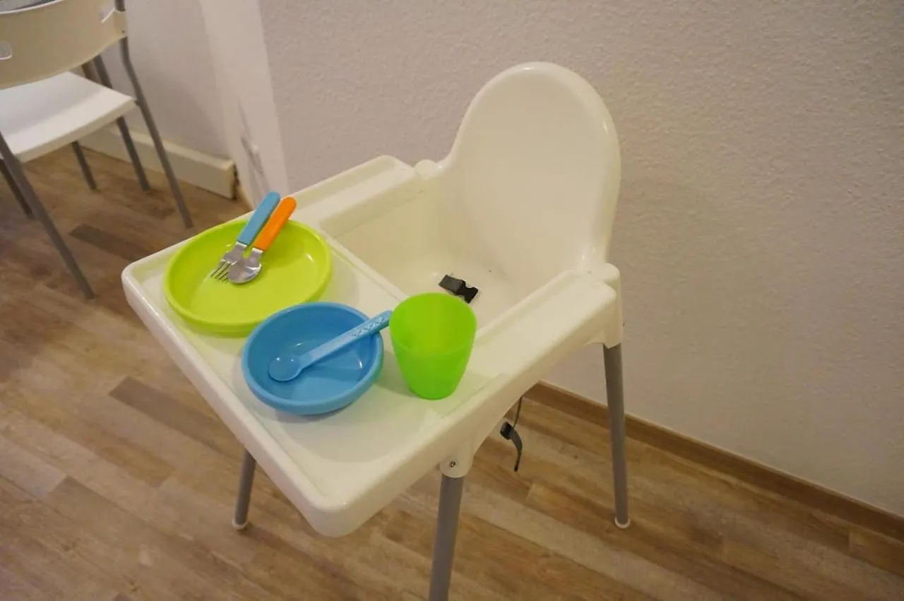 דירה ברלין Central 2 Bedroom Flat For Families & Calm Guests